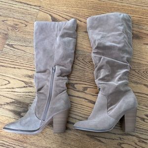 Universal Thread Boots
